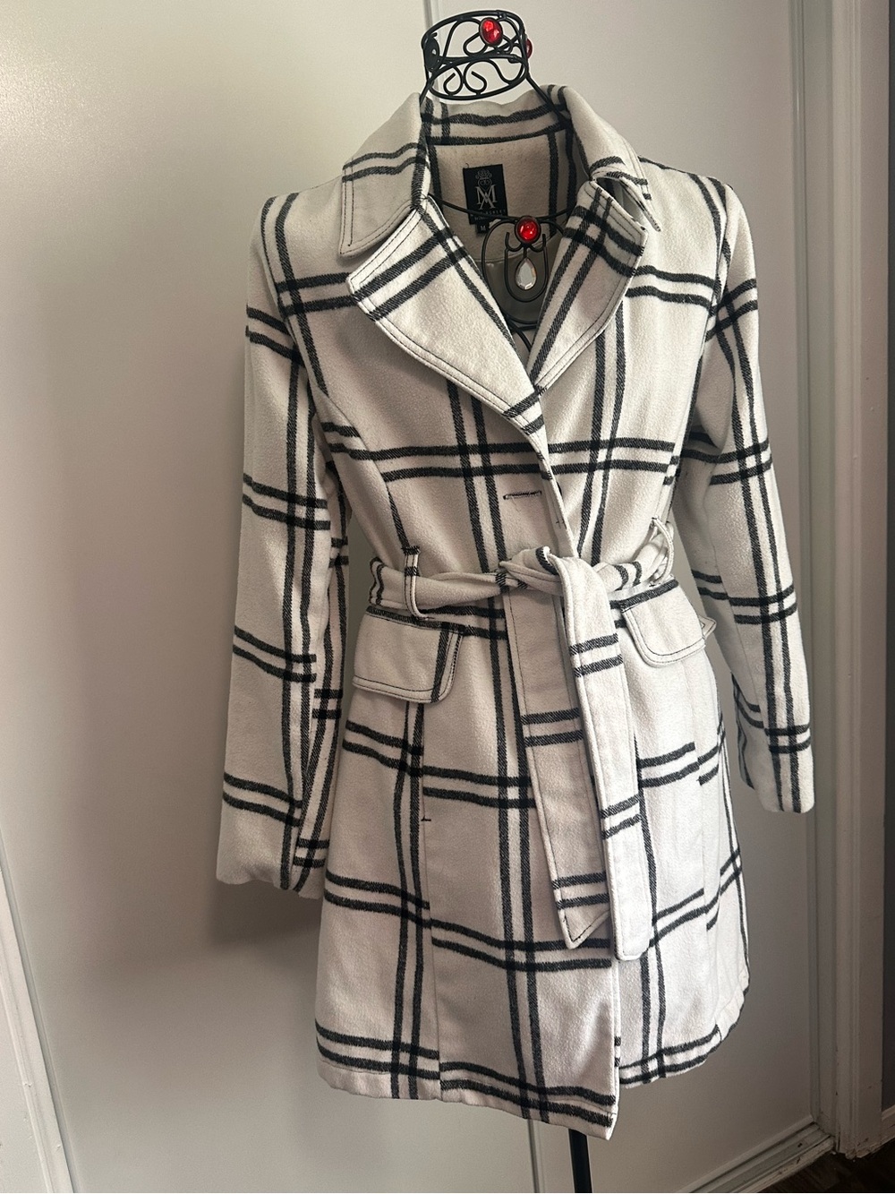 Woven Plaid Belted Trench Coat - White with Black Windowpane
